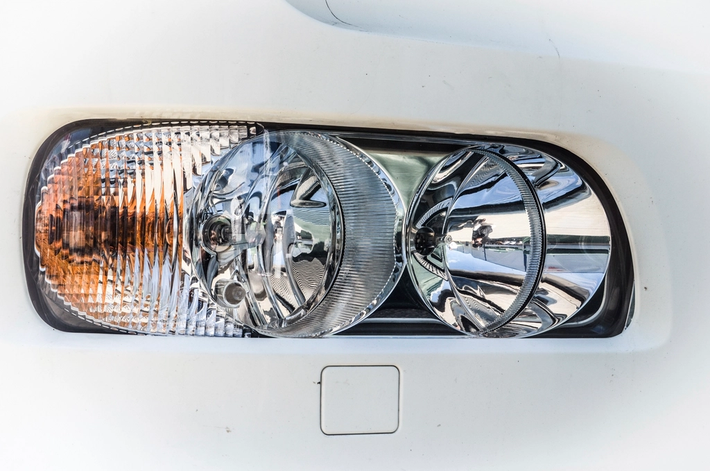Restored headlight lens